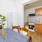 Apartment Milorad M *