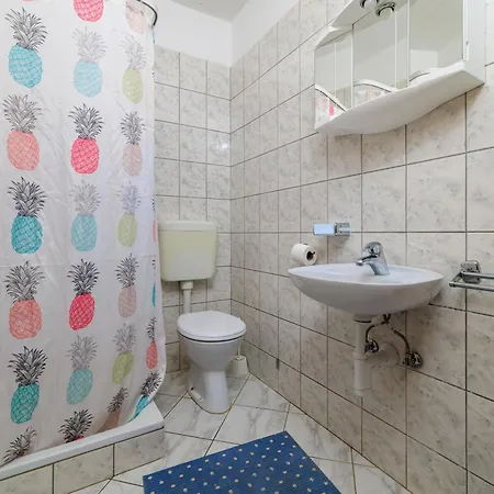 Milorad M Apartman *