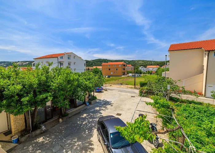 Apartment Milorad M Lopar